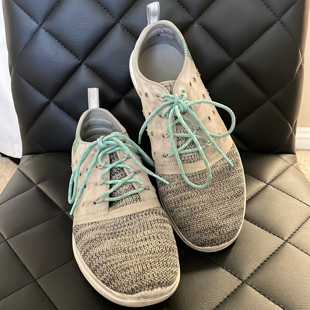 •UNDER ARMOUR SHOES•